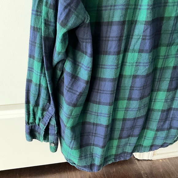 BLUE AND GREEN PLAID FLANNEL SHIRT - Picture 6 of 6